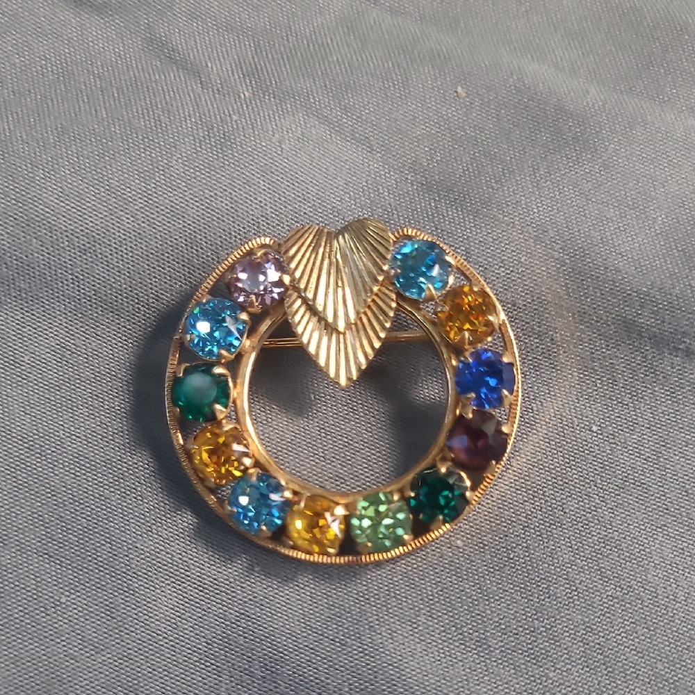 Elegant 1/20 14kt Gold Multicolor Gemstone Brooch